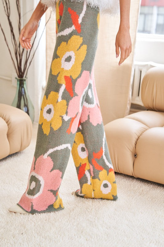 Flowered - Printed Cozy Pants